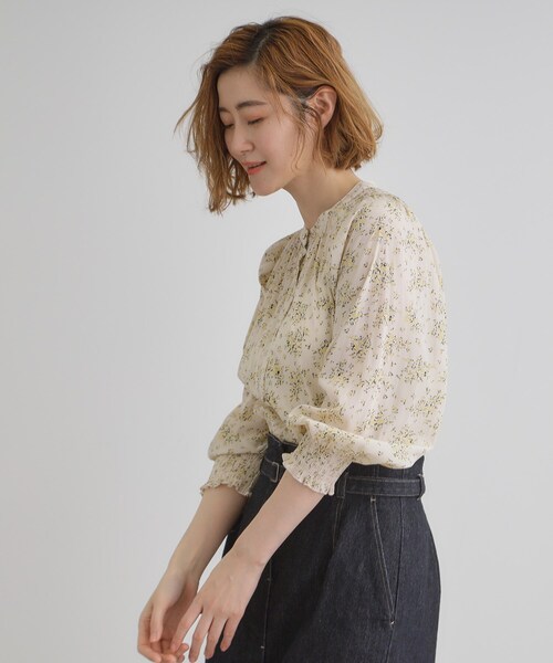 grove（グローブ）の「【デイリーから特別な日まで】華やかさを纏うヴィンテージサテンブラウス（シャツ/ブラウス・レディース・ライトブルー/オフホワイト/ホワイト系3/ブラック系/ピンク・02/03/01/04/05）」の22枚目の写真