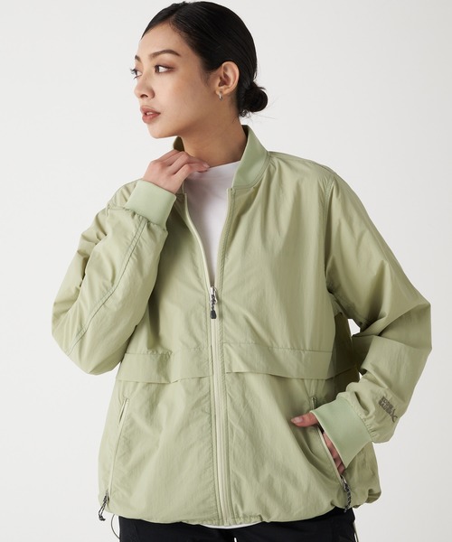 Eddie Bauer(エディーバウアー)の「軽量 ウィンドジャケット(ナイロンジャケット・レディース・ライム/ライトベージュ/ブラック・S/M/L/XL)」の14枚目の写真