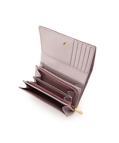 Samantha Thavasa Petit Choice（サマンサタバサ　プチチョイス）の「エナメルキルティング 二つ折り財布（財布・レディース・ラベンダー/ダルブルー系/グレイッシュベージュ・FREE）」の10枚目の写真