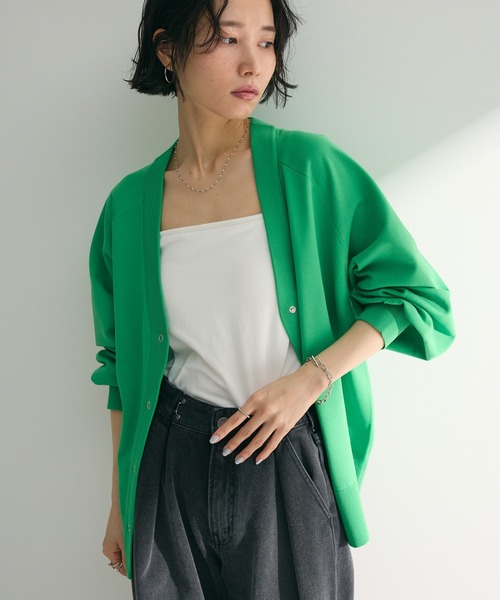 Green Parks(グリーンパークス)の「スポンディッシュVネックカーディガン(カーディガン/ボレロ・レディース・ネイビー/アイボリー/グリーン/ピンク/ブルー・FREE)」の3枚目の写真