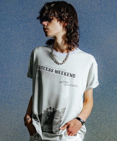 CRIMIE（クライミー）の「ENDLESS WEEKEND PHOTO T SHIRT（Tシャツ/カットソー・メンズ・オートミール/ホワイト・XXL/XL/L/M/S）」の2枚目の写真