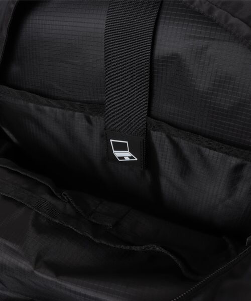 BEN DAVIS（ベンデイビス）の「《BEN DAVIS》SMALL DAYPACK 12L（バックパック/リュック・メンズ・ライトベージュ/ブラック×ホワイト・FREE）」の9枚目の写真