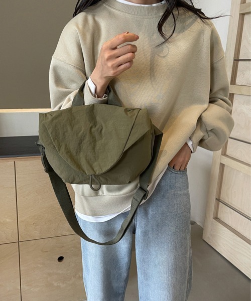 Miniministore(ミニミニストア)の「ショルダーバッグ ナイロン斜めがけバッグ(ショルダーバッグ・レディース・ワインレッド/ベージュ/カーキ/アイボリー/ブラック/ブルー・FREE)」の10枚目の写真