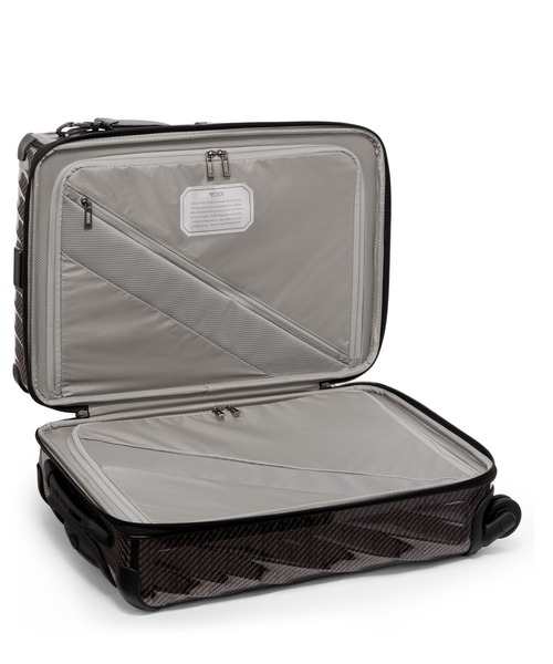 TUMI（トゥミ）の「19 DEGREE LITE インターナショナル・キャリーオン スーツケース（機内持ち込みサイズ） 1泊～3泊程度（スーツケース/キャリーバッグ・レディース・ピンク系その他/ブラック×グレー・FREE）」の12枚目の写真