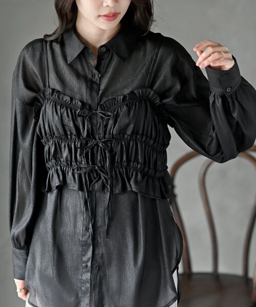 rps（アールピーエス）の「ビスチェ付きシアーブラウス（シャツ/ブラウス・レディース・グレイッシュベージュ/オフホワイト/ブルー/ブラック・フリー）」の2枚目の写真