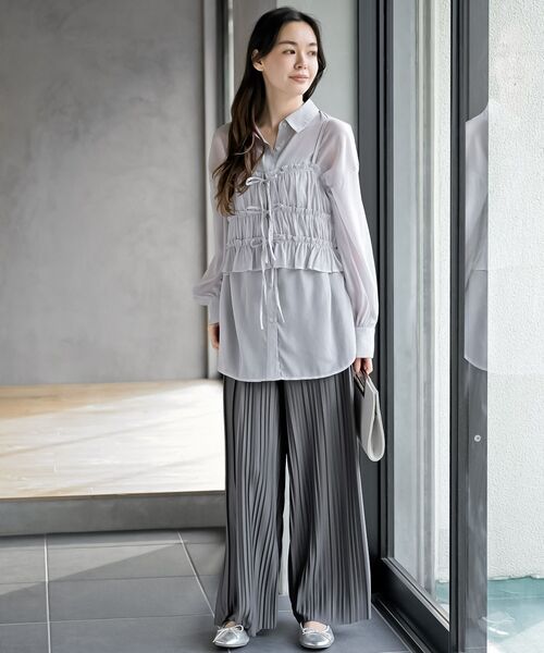 rps（アールピーエス）の「ビスチェ付きシアーブラウス（シャツ/ブラウス・レディース・グレイッシュベージュ/オフホワイト/ブルー/ブラック・フリー）」の20枚目の写真