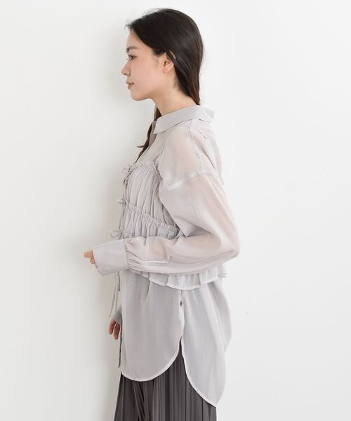 rps（アールピーエス）の「ビスチェ付きシアーブラウス（シャツ/ブラウス・レディース・グレイッシュベージュ/オフホワイト/ブルー/ブラック・フリー）」の6枚目の写真