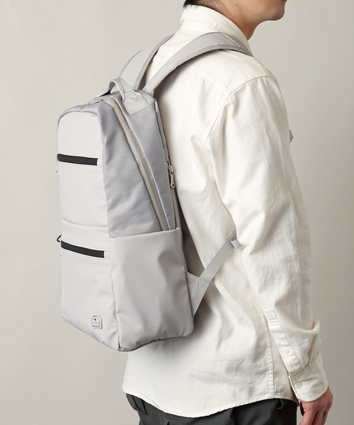 MADDEN EQUIPMENT(メデン イクイップメント)の「【MADDEN EQUIPMENT】防水撥水 B4サイズ収納可 リュック バックパック EQPK-04(ショルダーバッグ・メンズ・ライトグレー/ダークグレー/ブラック/カーキ・ONE SIZE)」の8枚目の写真