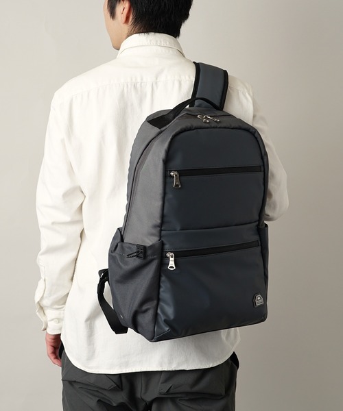 MADDEN EQUIPMENT(メデン イクイップメント)の「【MADDEN EQUIPMENT】防水撥水 B4サイズ収納可 リュック バックパック EQPK-04(ショルダーバッグ・メンズ・ライトグレー/ダークグレー/ブラック/カーキ・ONE SIZE)」の12枚目の写真