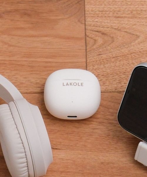 LAKOLE（ラコレ）の「ワイヤレスイヤホン / 322934（ヘッドフォン/イヤホン・レディース・ブラック/アイボリー/グレー・FREE）」の3枚目の写真