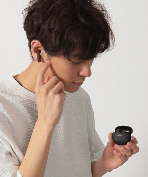 LAKOLE（ラコレ）の「ワイヤレスイヤホン / 322934（ヘッドフォン/イヤホン・レディース・ブラック/アイボリー/グレー・FREE）」の2枚目の写真