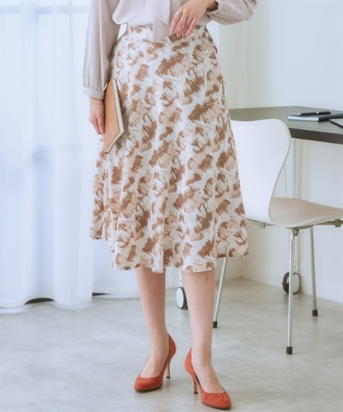 7days Life Styling(セブンデイズライフスタイリング)の「マーブル柄フレアスカート<大きいサイズ有>(スカート・レディース・ブラック系/ブラウン系・S/M/L/LL/3L)」の1枚目の写真