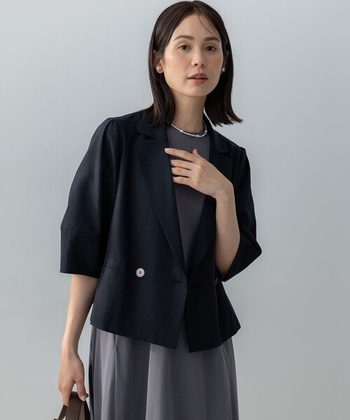 組曲(クミキョク)の「リネンレーヨン ジャケット(テーラードジャケット・レディース・ネイビー系/ベージュ系・S2)」の3枚目の写真