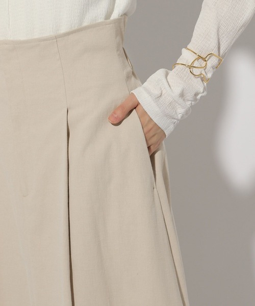 Elura(エルーラ)の「リネン混フレアスカート/316568(スカート・レディース・ライトベージュ/チャコールグレー・FREE)」の16枚目の写真