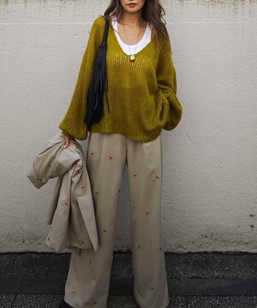 esutoreja(エストレジャ)の「ローゲージVネックニット(ニット/セーター・レディース・ブラック/オリーブ/グレー/アイボリー・FREE)」の14枚目の写真