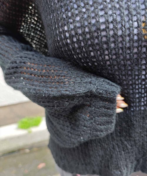 esutoreja(エストレジャ)の「ローゲージVネックニット(ニット/セーター・レディース・ブラック/オリーブ/グレー/アイボリー・FREE)」の19枚目の写真