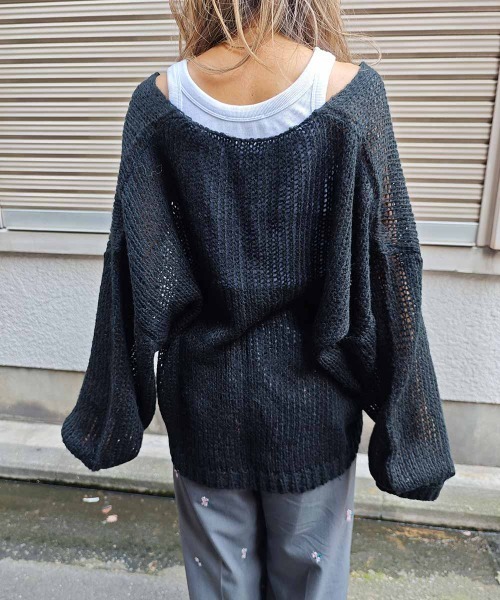 esutoreja(エストレジャ)の「ローゲージVネックニット(ニット/セーター・レディース・ブラック/オリーブ/グレー/アイボリー・FREE)」の21枚目の写真