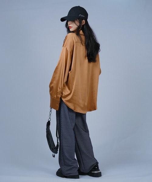 DURAS（デュラス）の「グロスオーバーシャツ（シャツ/ブラウス・レディース・グリーン/キャメル/パープル・SMALL/MEDIUM）」の6枚目の写真