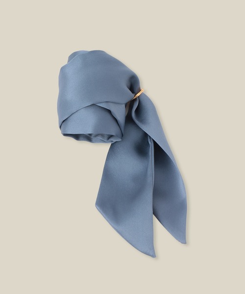 ROPE'（ロペ）の「リング付き マルチWAY タイスカーフ（バンダナ/スカーフ・レディース・ブラウン/クリーム/ブラック/サックスブルー・FREE）」の8枚目の写真