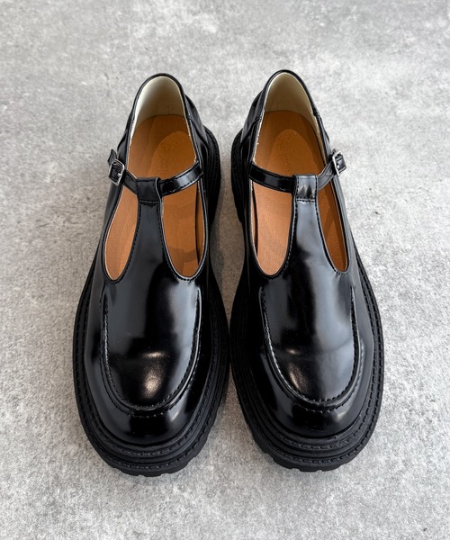 classicalelf（クラシカルエルフ）の「クラシック×モード、歩くたびに視線を奪う大人の足元。Tストラップローファー（ローファー・レディース・ブラウン/ブラック・X-LARGE/LARGE/MEDIUM/SMALL）」の12枚目の写真