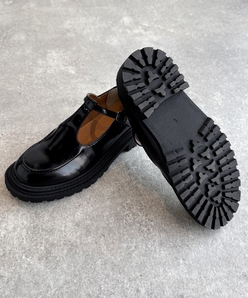 classicalelf（クラシカルエルフ）の「クラシック×モード、歩くたびに視線を奪う大人の足元。Tストラップローファー（ローファー・レディース・ブラウン/ブラック・X-LARGE/LARGE/MEDIUM/SMALL）」の17枚目の写真