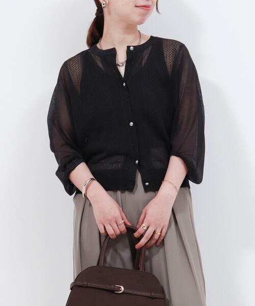 MICO COULIER（ミコクリエ）の「極細メッシュパフスリーブカーディガン（カーディガン/ボレロ・レディース・ブルー/チャコールグレー/オフホワイト/ライトグレー/マスタード・38）」の21枚目の写真