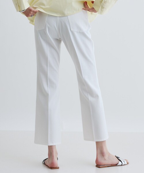 GALLEST（ギャレスト）の「ライトフレアデニム（デニムパンツ・レディース・ホワイト/ライトブルー・38/36/40）」の5枚目の写真