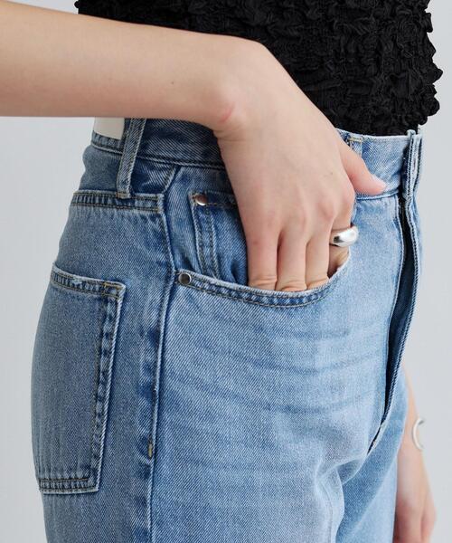 GALLEST（ギャレスト）の「ライトフレアデニム（デニムパンツ・レディース・ホワイト/ライトブルー・38/36/40）」の11枚目の写真