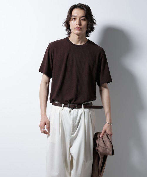 NANO universe(ナノユニバース)の「「Damerino」ヘリンボンクルーネックTシャツ/防シワ・吸水速乾・UVカット(Tシャツ/カットソー・メンズ・チャコール/ネイビー/ブラウン・S/M/L)」の14枚目の写真