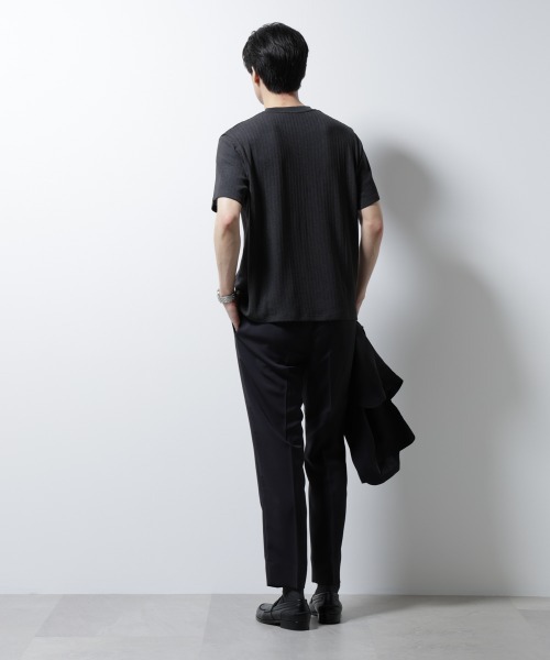 NANO universe(ナノユニバース)の「「Damerino」ヘリンボンクルーネックTシャツ/防シワ・吸水速乾・UVカット(Tシャツ/カットソー・メンズ・チャコール/ネイビー/ブラウン・S/M/L)」の7枚目の写真