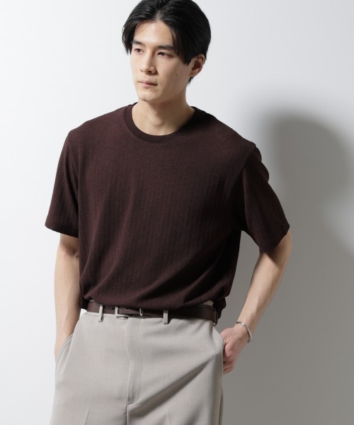 NANO universe(ナノユニバース)の「「Damerino」ヘリンボンクルーネックTシャツ/防シワ・吸水速乾・UVカット(Tシャツ/カットソー・メンズ・チャコール/ネイビー/ブラウン・S/M/L)」の12枚目の写真