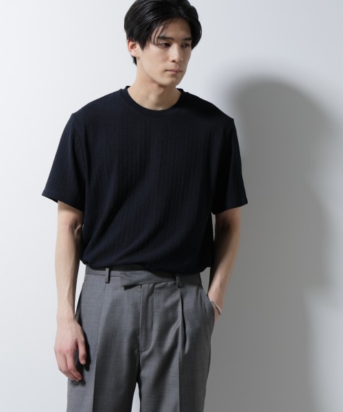 NANO universe(ナノユニバース)の「「Damerino」ヘリンボンクルーネックTシャツ/防シワ・吸水速乾・UVカット(Tシャツ/カットソー・メンズ・チャコール/ネイビー/ブラウン・S/M/L)」の19枚目の写真