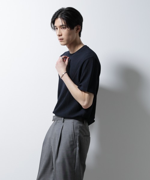 NANO universe(ナノユニバース)の「「Damerino」ヘリンボンクルーネックTシャツ/防シワ・吸水速乾・UVカット(Tシャツ/カットソー・メンズ・チャコール/ネイビー/ブラウン・S/M/L)」の20枚目の写真