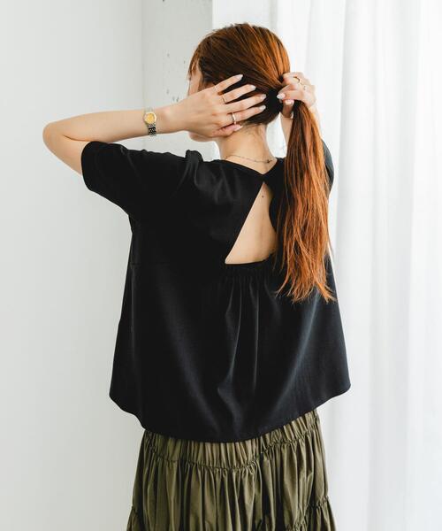 F by ROSSO（エフバイロッソ）の「『UR TECH』F by ROSSO　UVCUTバックオープンフレアTシャツ（Tシャツ/カットソー・レディース・ブラック/オフホワイト/イエロー・FREE）」の3枚目の写真