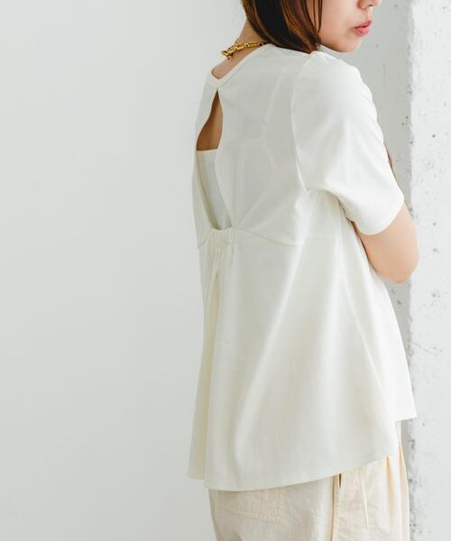 F by ROSSO（エフバイロッソ）の「『UR TECH』F by ROSSO　UVCUTバックオープンフレアTシャツ（Tシャツ/カットソー・レディース・ブラック/オフホワイト/イエロー・FREE）」の5枚目の写真