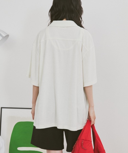 MERLOT（メルロー）の「ウェーブパイルシャツ（シャツ/ブラウス・レディース・アイボリー/ネイビー・FREE）」の5枚目の写真