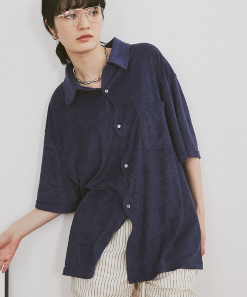 MERLOT（メルロー）の「ウェーブパイルシャツ（シャツ/ブラウス・レディース・アイボリー/ネイビー・FREE）」の21枚目の写真