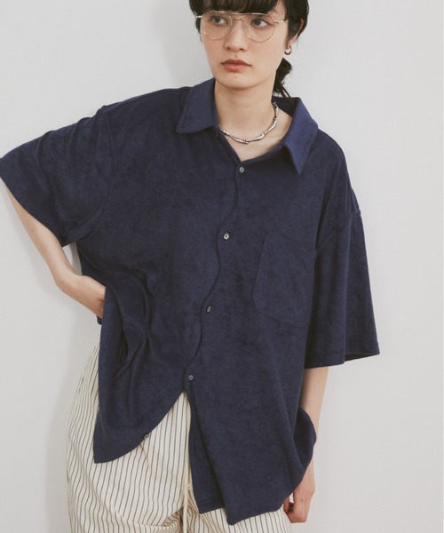 MERLOT（メルロー）の「ウェーブパイルシャツ（シャツ/ブラウス・レディース・アイボリー/ネイビー・FREE）」の17枚目の写真