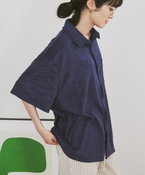 MERLOT（メルロー）の「ウェーブパイルシャツ（シャツ/ブラウス・レディース・アイボリー/ネイビー・FREE）」の15枚目の写真