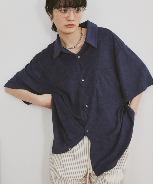 MERLOT（メルロー）の「ウェーブパイルシャツ（シャツ/ブラウス・レディース・アイボリー/ネイビー・FREE）」の18枚目の写真