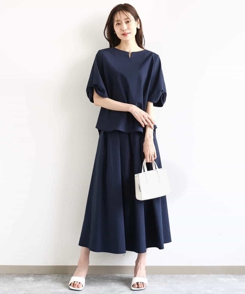 MK MICHEL KLEIN（エムケーミッシェルクラン）の「タックフレアースカート/撥水/UVカット/洗える（スカート・レディース・ネイビー/ブルー・38）」の4枚目の写真