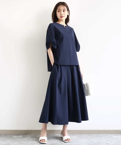 MK MICHEL KLEIN（エムケーミッシェルクラン）の「タックフレアースカート/撥水/UVカット/洗える（スカート・レディース・ネイビー/ブルー・38）」の6枚目の写真