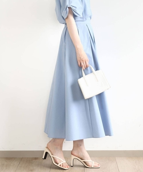 MK MICHEL KLEIN（エムケーミッシェルクラン）の「タックフレアースカート/撥水/UVカット/洗える（スカート・レディース・ネイビー/ブルー・38）」の12枚目の写真