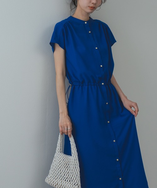ANNA LUNA（アンナルナ）の「【ANNA LUNA】 1枚で完成する 大人の きれいめ カジュアル 半袖 ワンピース（ワンピース・レディース・ブルー/チャコールグレー/ネイビー・MEDIUM）」の19枚目の写真
