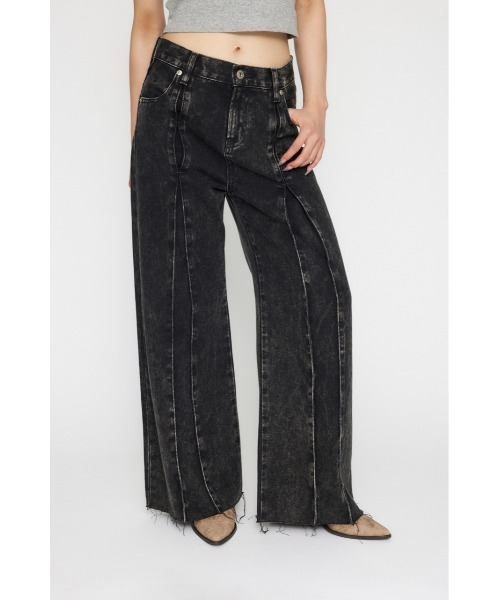 LAGUA GEM（ラグアジェム）の「FRONT POINT LOOSE デニム（デニムパンツ・レディース・ブラック/ブラウン・22inch/23inch/24inch/25inch/26inch）」の2枚目の写真