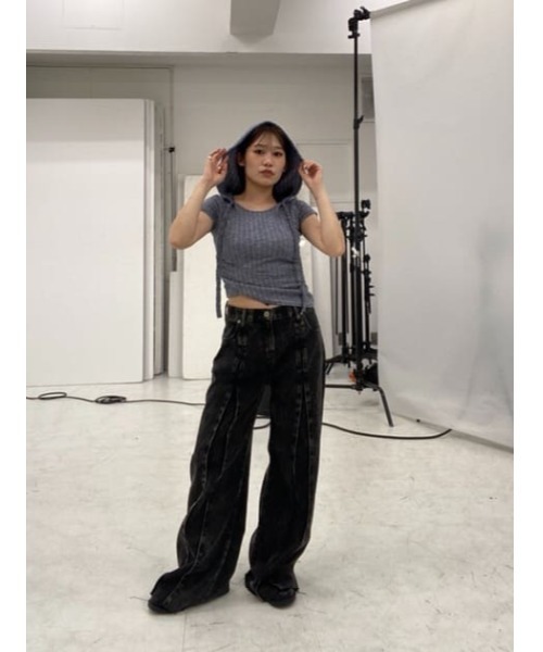 LAGUA GEM（ラグアジェム）の「FRONT POINT LOOSE デニム（デニムパンツ・レディース・ブラック/ブラウン・22inch/23inch/24inch/25inch/26inch）」の8枚目の写真