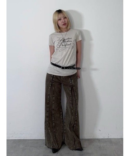 LAGUA GEM（ラグアジェム）の「FRONT POINT LOOSE デニム（デニムパンツ・レディース・ブラック/ブラウン・22inch/23inch/24inch/25inch/26inch）」の9枚目の写真