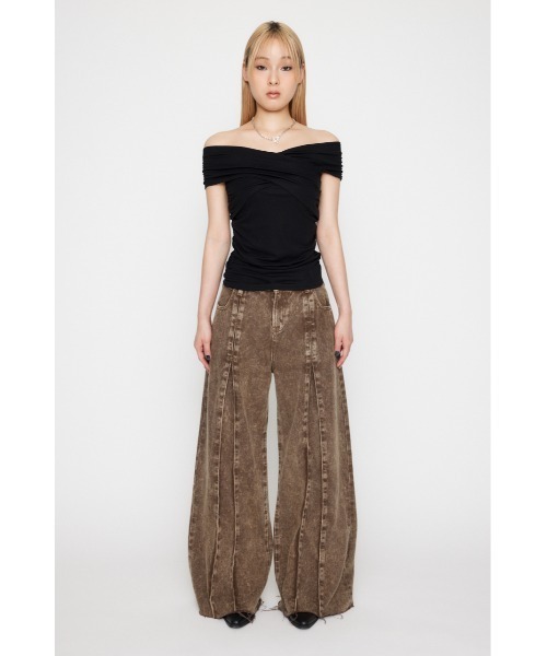 LAGUA GEM（ラグアジェム）の「FRONT POINT LOOSE デニム（デニムパンツ・レディース・ブラック/ブラウン・22inch/23inch/24inch/25inch/26inch）」の12枚目の写真