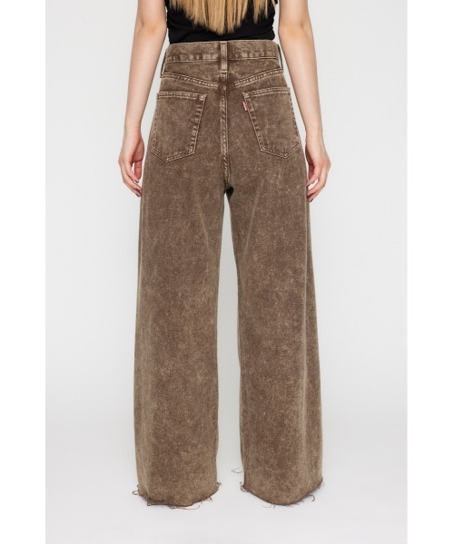 LAGUA GEM（ラグアジェム）の「FRONT POINT LOOSE デニム（デニムパンツ・レディース・ブラック/ブラウン・22inch/23inch/24inch/25inch/26inch）」の14枚目の写真