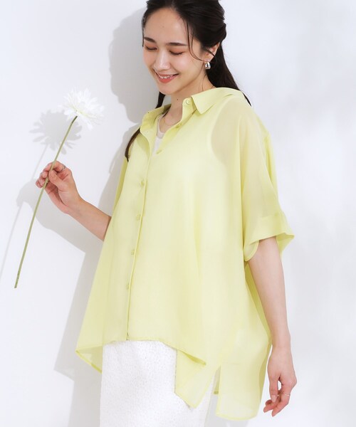 Cutie Blonde（キューティーブロンド）の「大人のシアー感 ゆるさらポンチョシャツ（シャツ/ブラウス・レディース・ブラック/イエロー系その他/ブラウン系その他5/ネイビー系2/ブラック系2/ホワイト系9・00）」の6枚目の写真